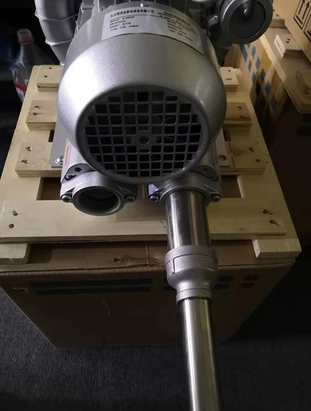 圖為400w風機，使用變徑改變的大小，改成1寸